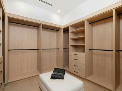 Custom wardrobe cabinetry built by a cabinet maker in Sydney